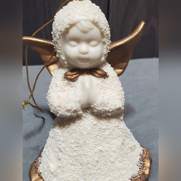Holiday Snow Angel Cherub White Bell Figurine Ornament Decor Pray Gold Snowbaby - Picture 6 of 6